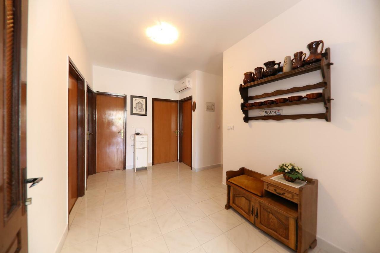 Apartments Anka Rtina Exterior foto
